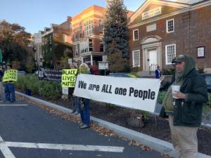 vigil-2016-10-28-17-44-09-0400sm